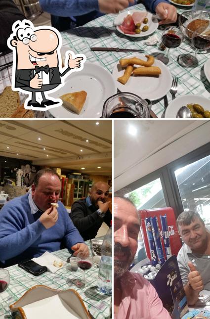 Foto di Caffe' Dei Fiori Di Veneziano Broccia B. C.Sas