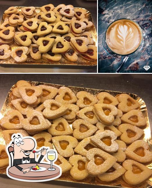 La immagine di cibo e bevanda da Caffè Planet