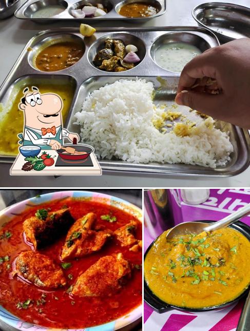 Chicken curry at Sai Leela Lunch Home