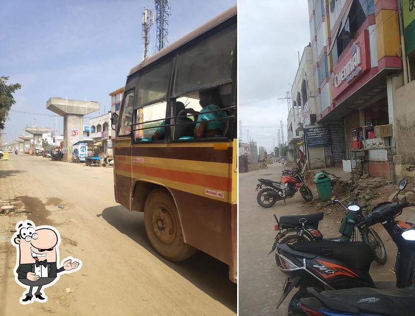 Here's a pic of chennai hot puffs