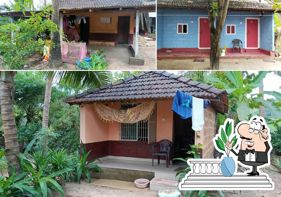 The exterior of Prakruthi cafe and Rooms (PRAKRUTHI GOKARNA)
