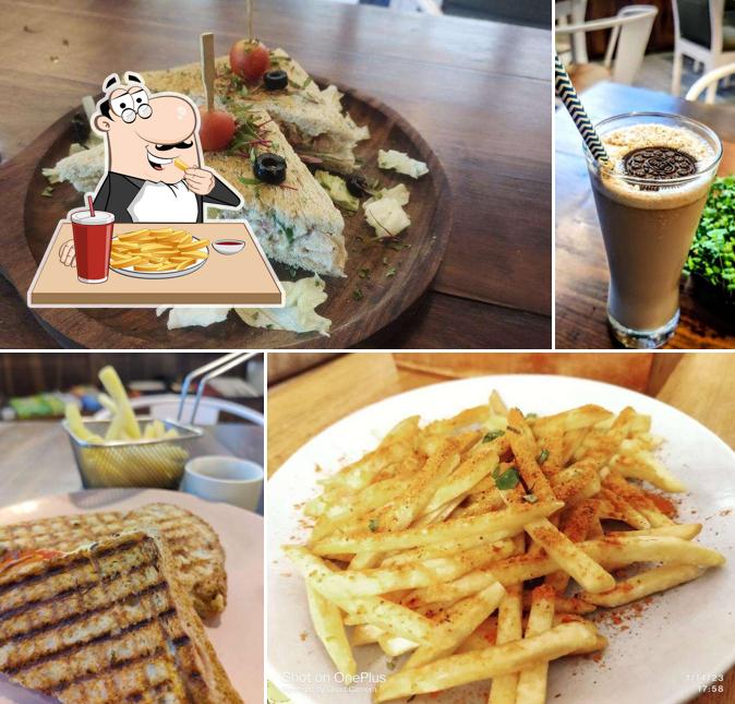 French fries at Xpressions Caffe