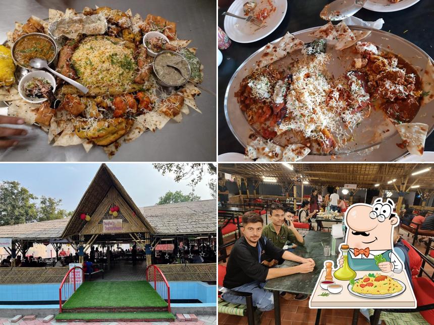 Food at Raafae's Dastarkhwan