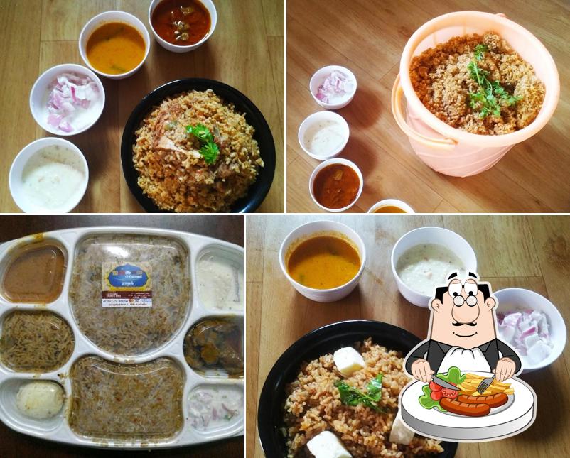 Meals at Ainchuvai Biryani Chennai