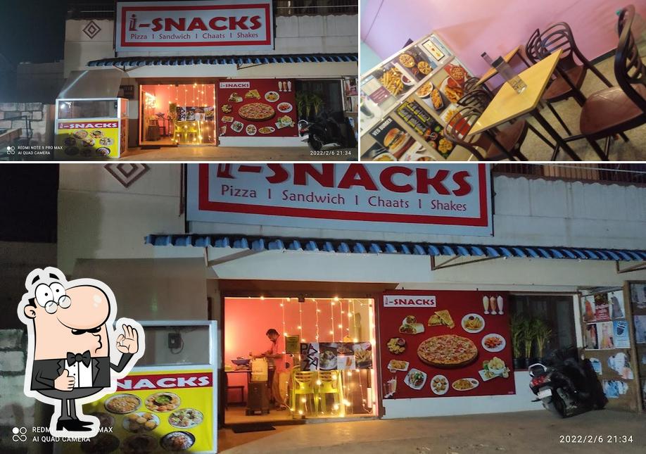 Look at the photo of I Snacks