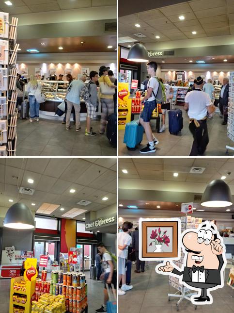 Gli interni di McDonald's Torino Porta Nuova Stazione