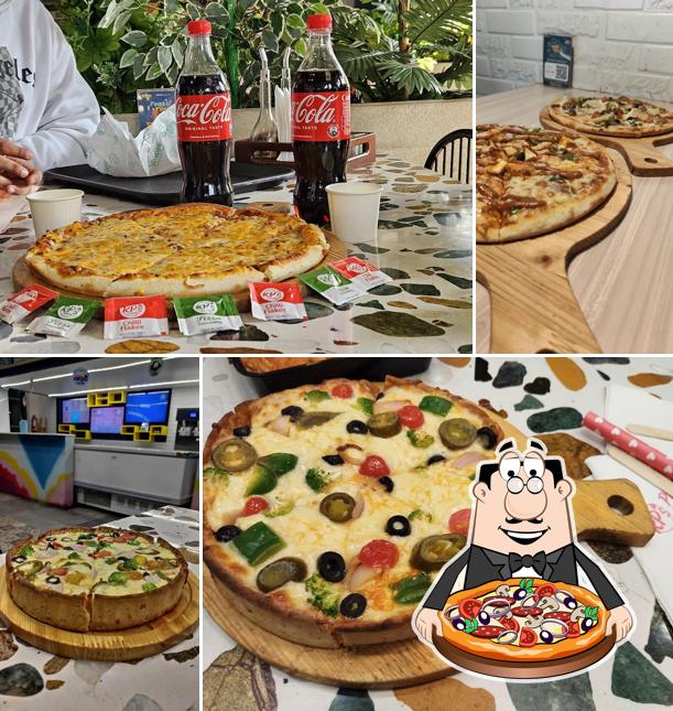 At RP's Pizzeria SBR & i Contrast Ice Cream & Thick Shake, you can get pizza