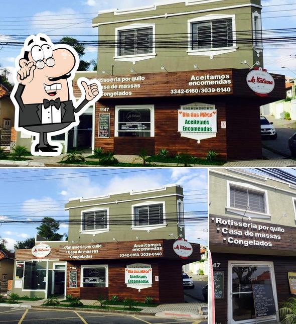 O interior do La Italiana Rotisseria