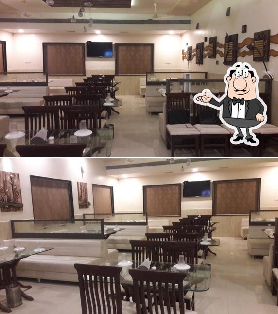 Check out how Mamaji Veg Restaurant looks inside