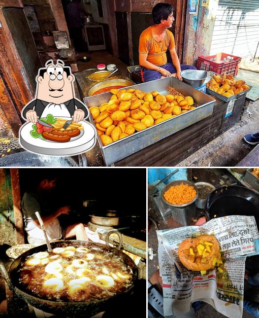 Meals at juniya maharaj kachori pakauri