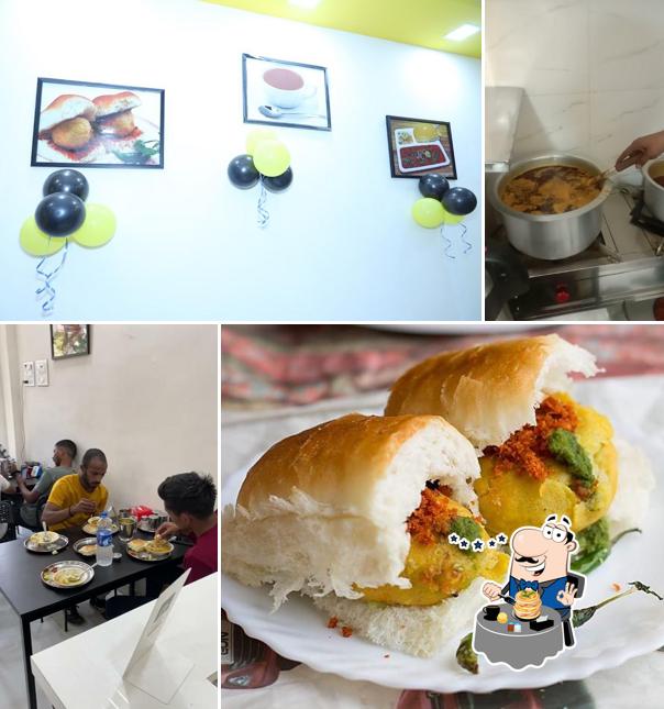 Meals at PUNERI ZATKA MISAL HOUSE