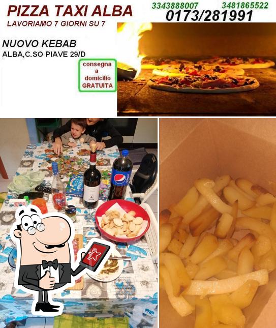 Vedi questa immagine di Pizza Taxi