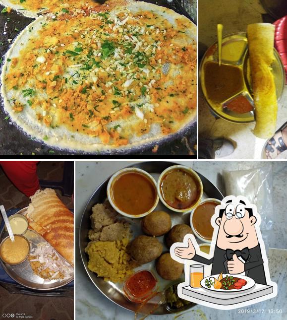 Masala dosa at Ramchandra Dosa Stall