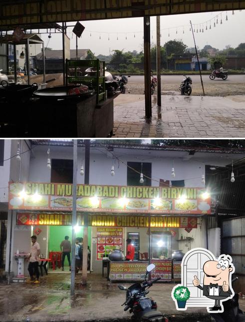 The exterior of Shahi Muradabadi Chicken Biryani