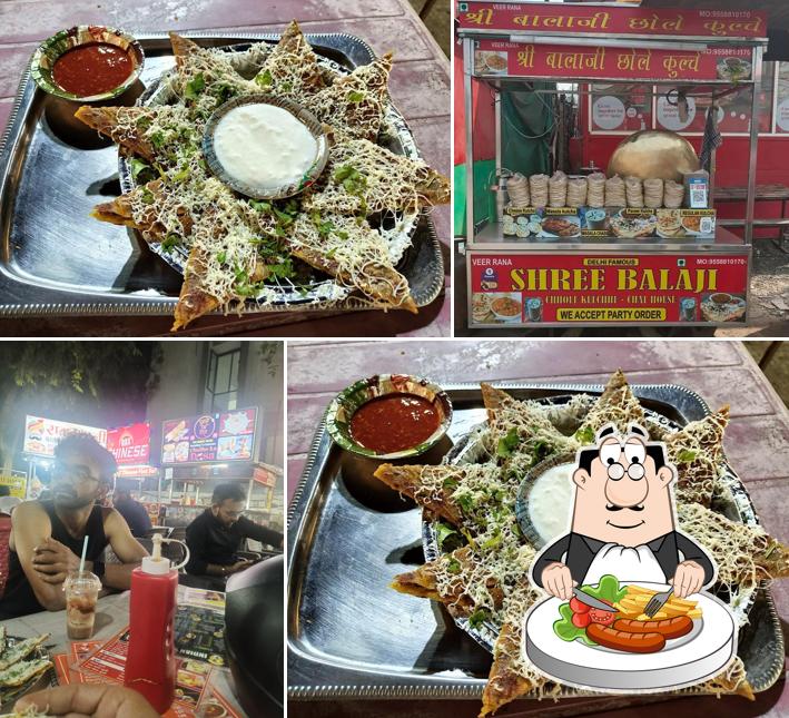Food at Shree Balaji Chole Kulche