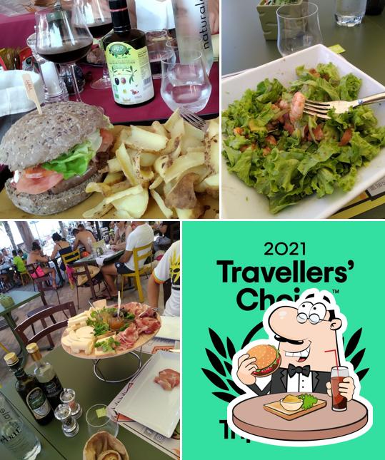 Concediti un bell'hamburger a Uau brace & pizza