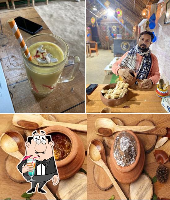 Among various things one can find drink and food at chowka chulha Restaurant- best restaurant in etawah