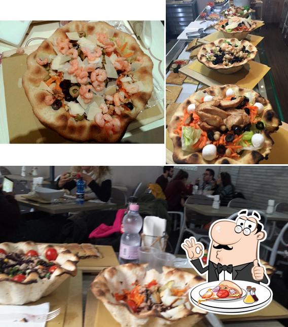 Ordina una pizza a La Piccola Focacceria