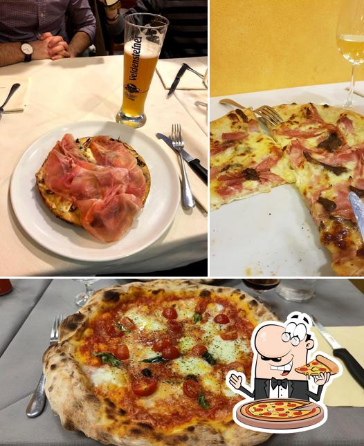 Prenditi una pizza a Pizzeria Da Filo Parma