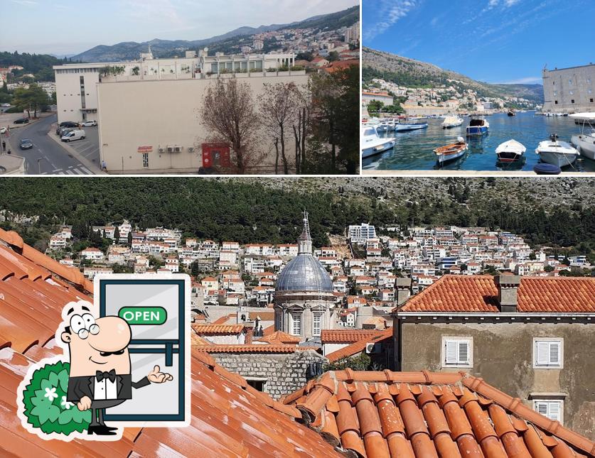 Goditi la vista dagli esterni di Hotel Porto