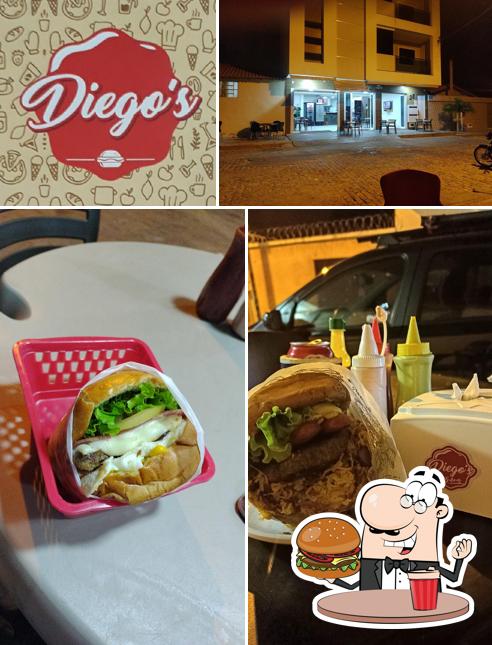 Experimente um hambúrguer no Diegos Lanches