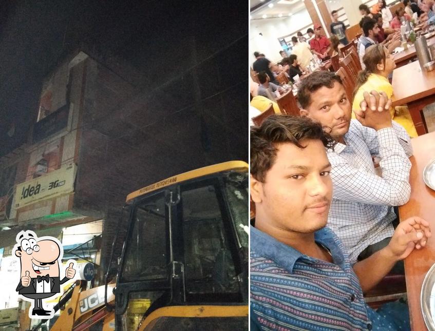 Here's a pic of Hari Om Sweet And Restaurent