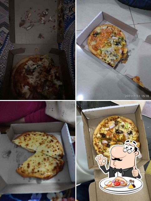Order different kinds of pizza
