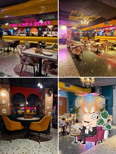 The interior of Xero Degrees - Hitec City