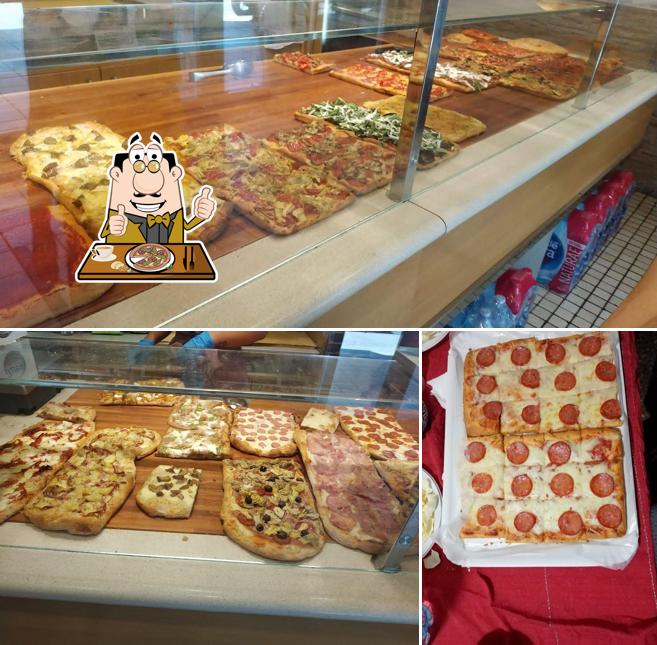 Prenditi una pizza a Mondo Pane Di Tasto Concetta