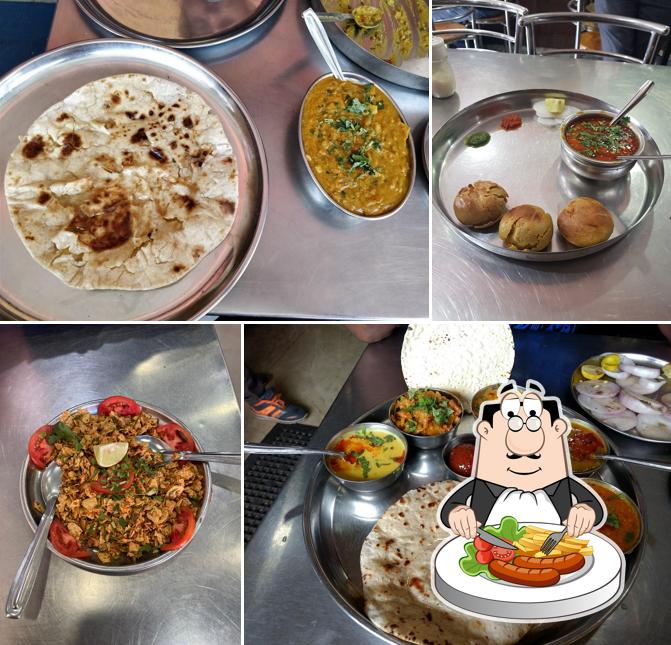 Food at Jodhpur Bhojnalaya