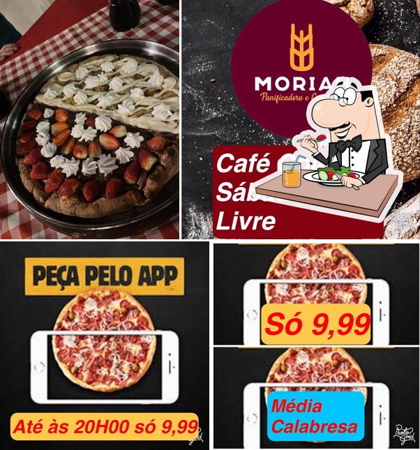 Comida em Pizzaria Maria Fumaça