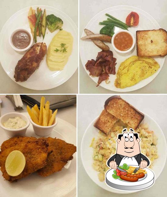 Meals at Pearl's Eatery