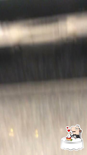 7th Heaven provides a variety of sweet dishes