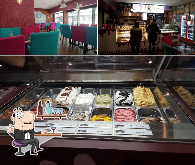 Siediti a un tavolo di Wonder Waffel Bern