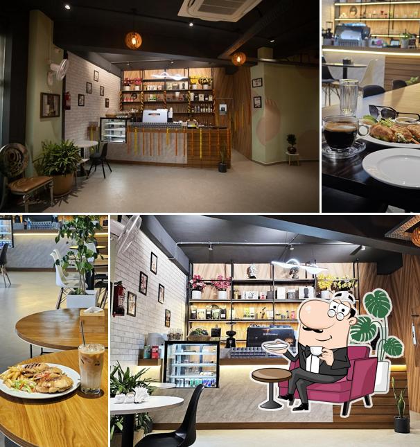 Check out how AAMA CAFÉ looks inside