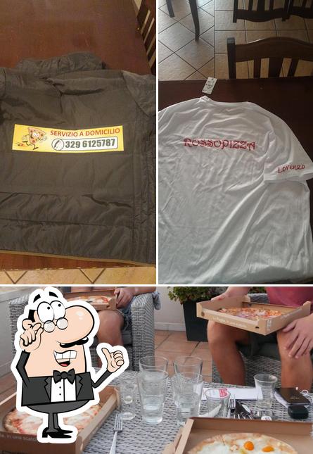 Gli interni di RossoPizza