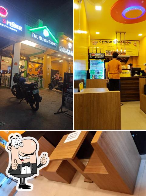 See this picture of Chaska momos