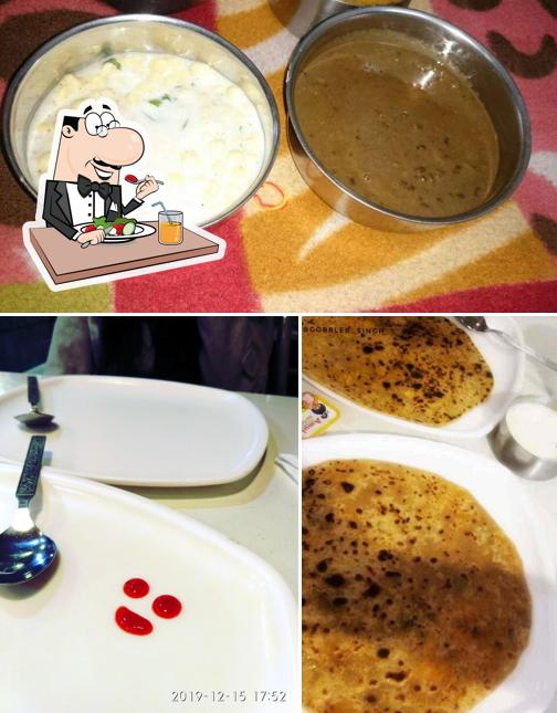 Meals at Nukkar Dhaba