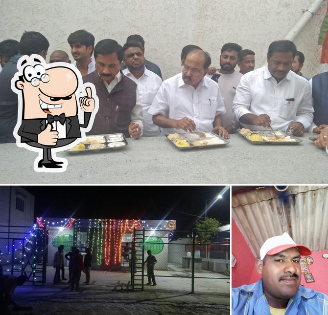 Look at the photo of Indira Canteen