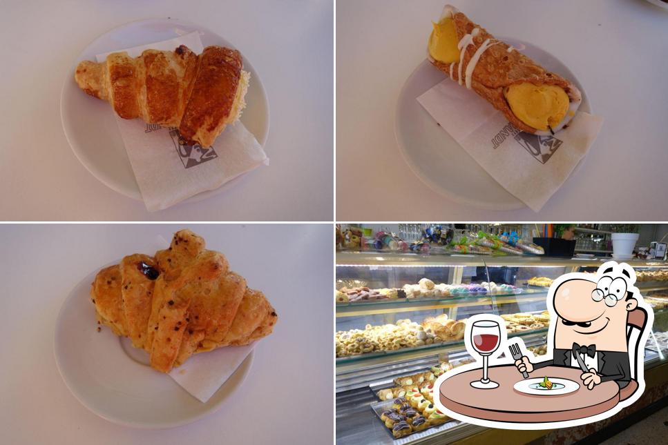 Cibo al Pasticceria Torino