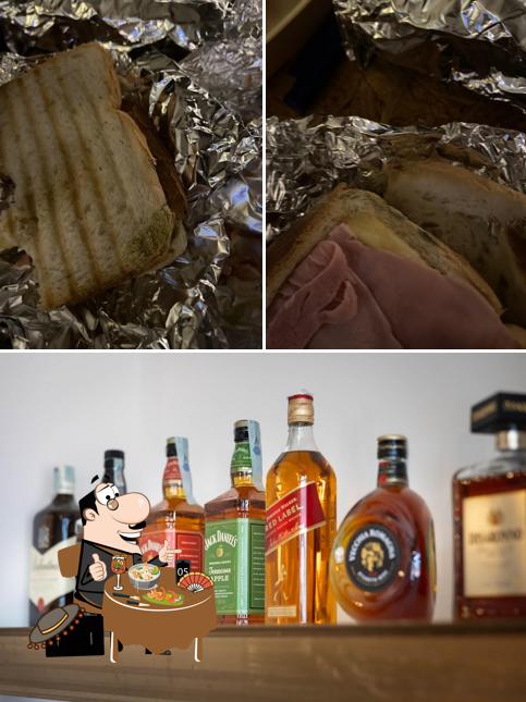 Tra le diverse cose da Pak Kebap Gorizia si possono trovare la cibo e bevanda