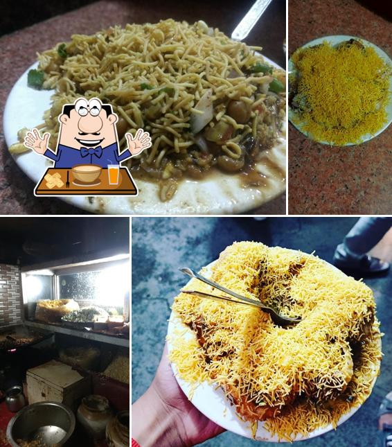 Chaat at Yadav Bhel Bhandar