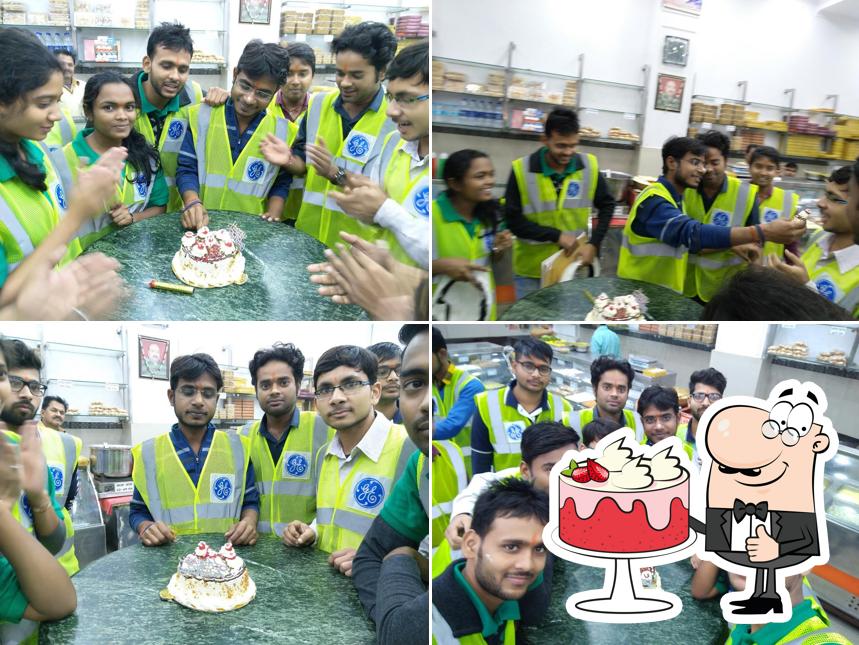 Here's a photo of Balaji Sweets And Fast Food