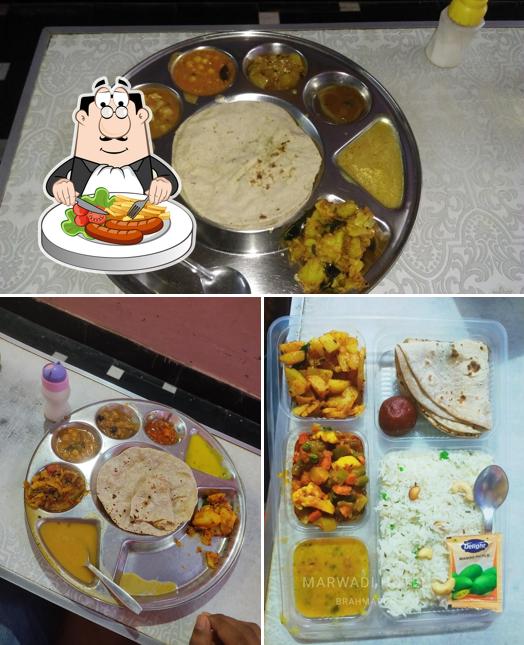 Food at Marwadi Basa