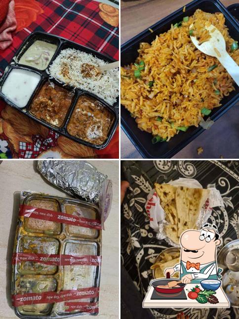 Chicken curry at Spices Of Handi