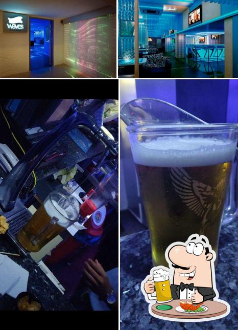 Waves Bar & Lounge offers a selection of beers