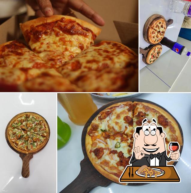 Try out pizza at Looco's Pizza Thrissur Paravattani