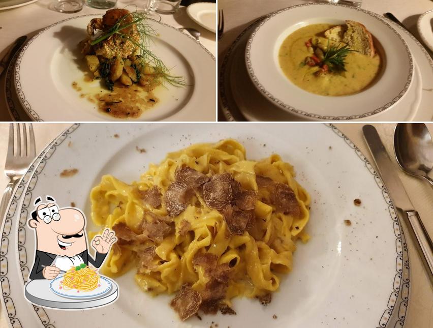 Spaghetti alla carbonara al Villa Roncalli
