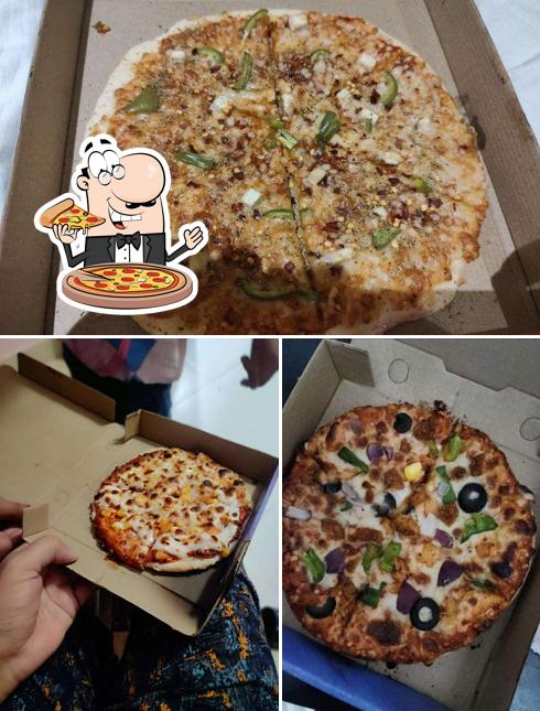 Order pizza at Mamma Mia Pizza