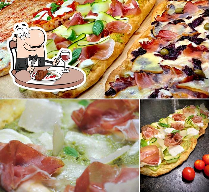 Ordina i un pasto a base di carne a Merendero Pizza al Taglio